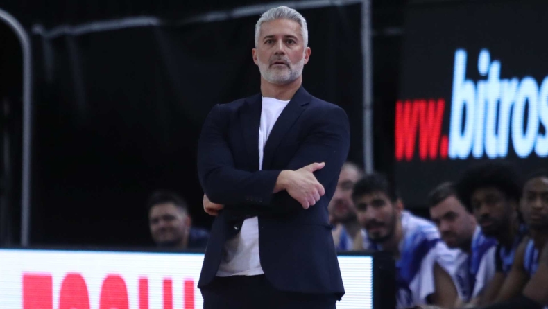 Ζιάγκος: «Ποιος τιμωρείται τελικά με την απόφαση να γίνει ένας αγώνας κεκλεισμένων των θυρών;»