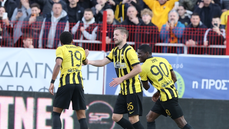 Πανσερραϊκός - ΑΕΚ: Ο Βάργκα «χτύπησε» ξανά με το κεφάλι και 0-1