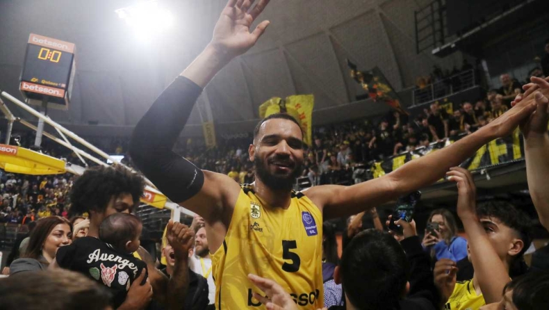 Νούα στο Gazzetta: «Από την πρώτη μέρα κατάλαβα ότι θα μείνω πολλά χρόνια στον Άρη»