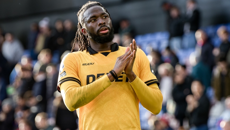 Γουλβς: Σοκάρουν οι ρατσιστικές επιθέσεις κατά του Αροκοντάρε