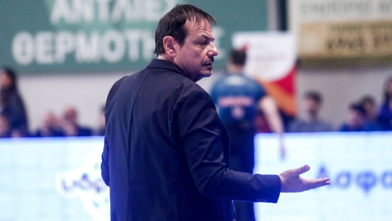 Άταμαν: «Ο Σλούκας έχει έναν μικρό τραυματισμό στον αγκώνα, μέχρι την Παρασκευή ελπίζουμε ότι ο Ναν δεν θα έχει πόνους»