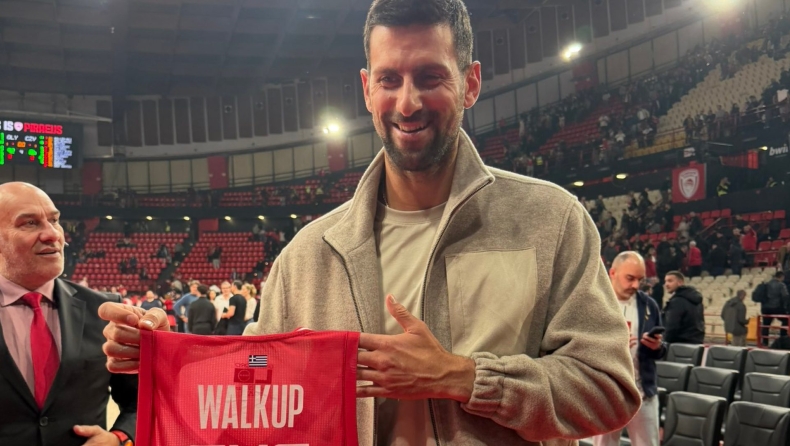 Τζόκοβιτς: Ο Γουόκαπ του χάρισε τη φανέλα του μετά το τέλος του ματς