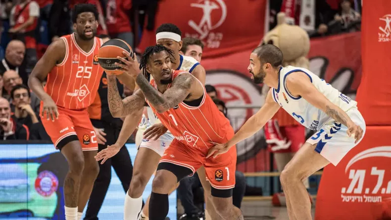 Χάποελ - Βαλένθια 99-104: Ανατροπάρα για τις Νυχτερίδες