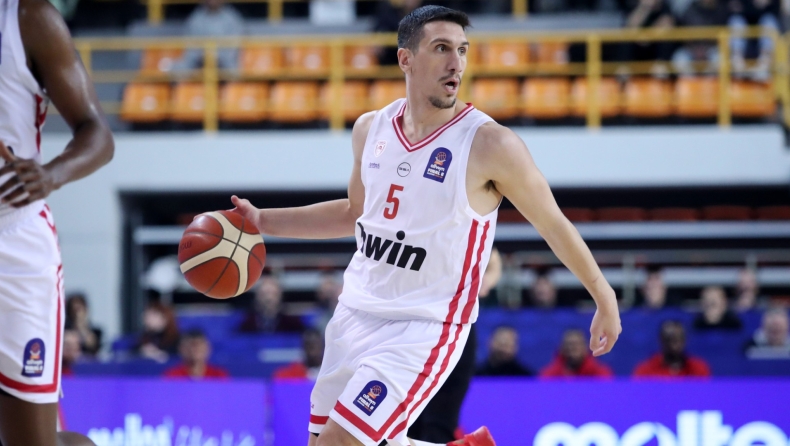 Λαρεντζάκης: «Έχουμε αρκετές πιθανότητες για να κατακτήσουμε αυτό το Κύπελλο»