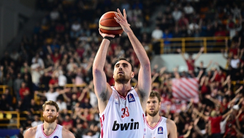 Ολυμπιακός - Παναθηναϊκός Ο Μιλουτίνοφ έβαλε 2/2 βολές παρά το κάταγμα στο χέρι του!