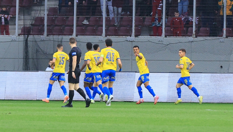 Παναιτωλικός - ΑΕΛ Novibet: Αδιανόητη «οβίδα» του Εστεμπάν για το 0-2