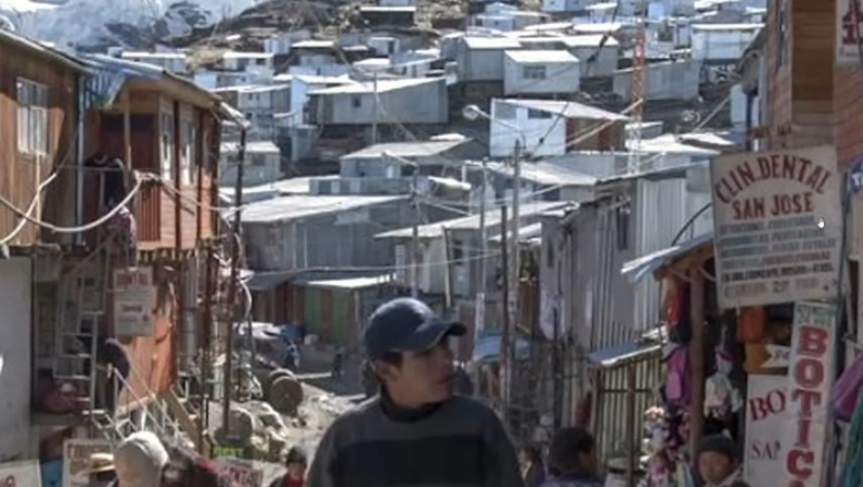 YouTuber βρέθηκε στην «Κόλαση της Γης», το πιο επικίνδυνο μέρος στον κόσμο: Αλκοόλ, όπλα και πυροβολισμοί τη νύχτα (vid)