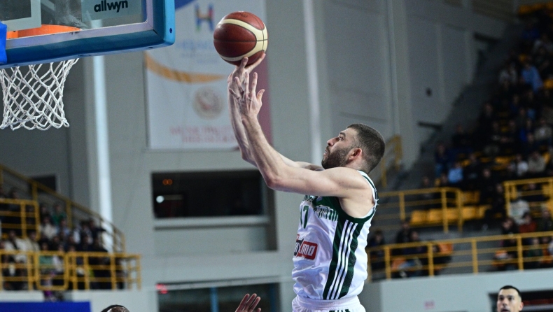 Ρογκαβόπουλος: «Περαστικά στον Μιλουτίνοφ, τεράστια μεταγραφή του Χέιζ-Ντέιβις»