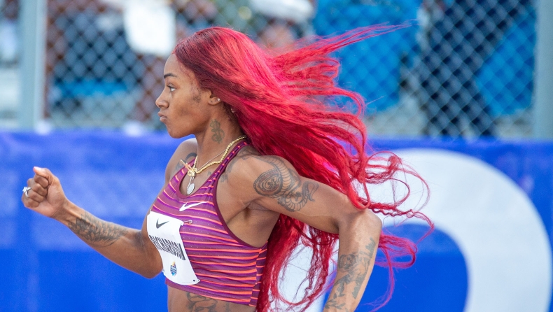 Σακάρι Ρίτσαρντσον: Σύλληψη για υπερβολική ταχύτητα με μια DBX (vid)