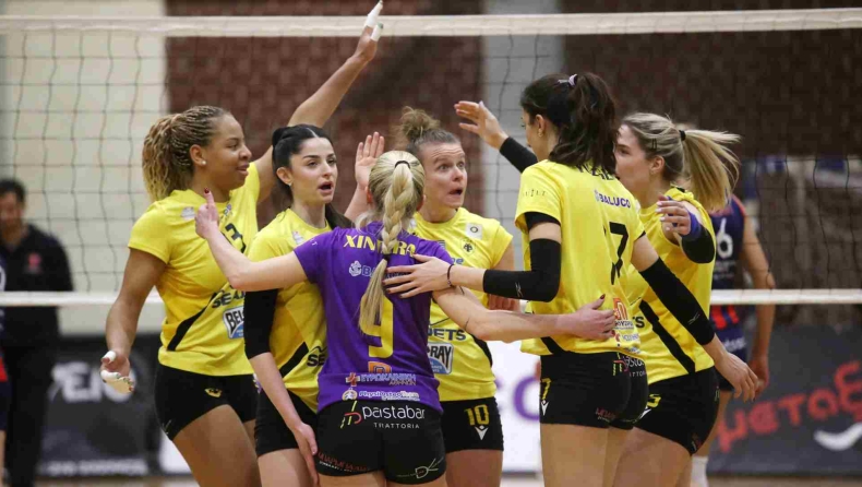 ΑΕΚ – Πανιώνιος 3-1: Αντέδρασαν και έμειναν «ζωντανές» οι... κιτρινόμαυρες