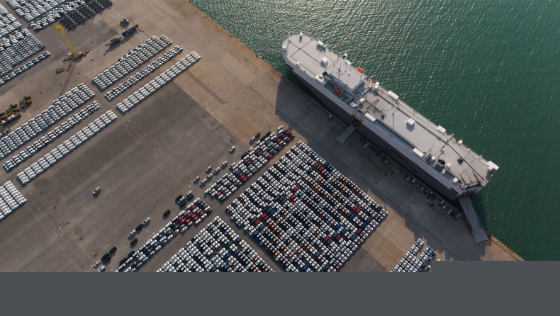 Πόλεμος στο Ιράν: Πώς μπορεί να «παραλύσει» την αυτοκινητοβιομηχανία