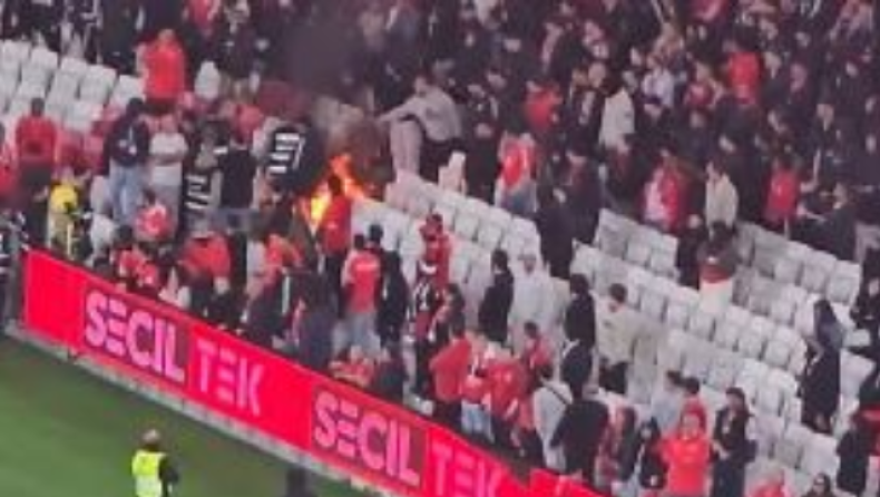 Μπενφίκα - Πόρτο: Φωτιά στις εξέδρες των Αετών, την έσβησαν οι πυροσβέστες