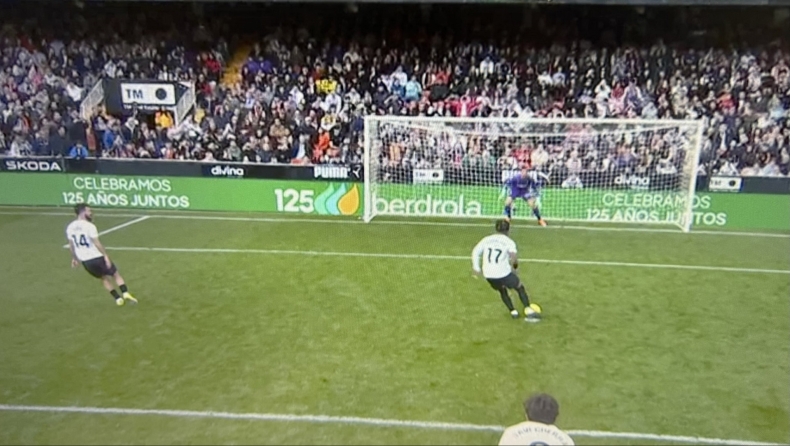 Βαλένθια: Κανείς δεν μπορεί να καταλάβει τι έκανε ο Γκαγιά σε πέναλτι