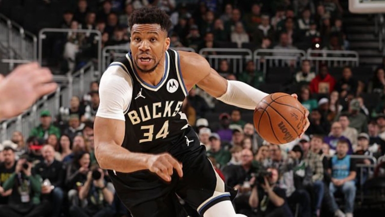 Αντετοκούνμπο: Η «γεμάτη» εμφάνιση του Γιάννη που άγγιξε το triple double