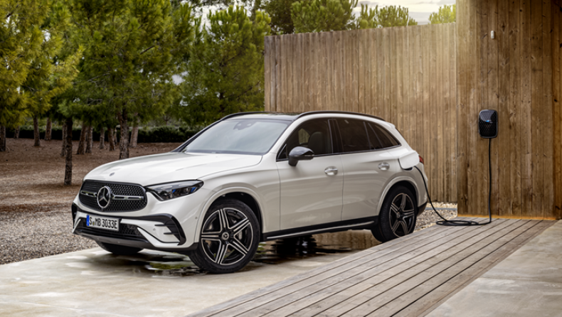 Mercedes-Benz GLC: Επετειακές εκδόσεις «140 edition»