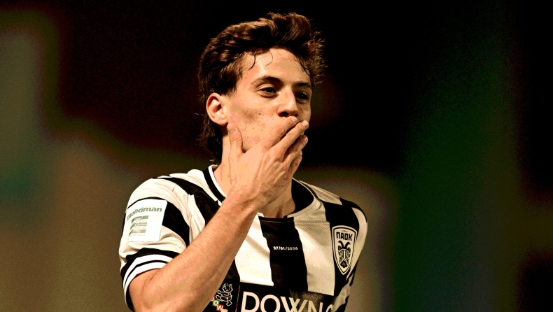 Γιάννης Κωνσταντέλιας: Το παιδί που μεγάλωσε παίζοντας μπάλα