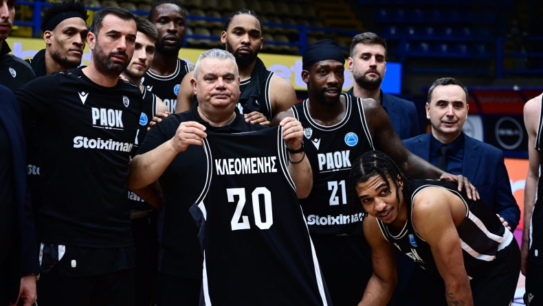 Περιστέρι - ΠΑΟΚ 88-80: Οι παίκτες κράτησαν φανέλα για τον Κλεομένη