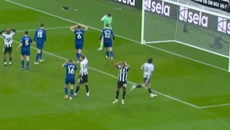 Premier League: Η απόκρουση της χρονιάς από τον Πίκφορντ (vid)