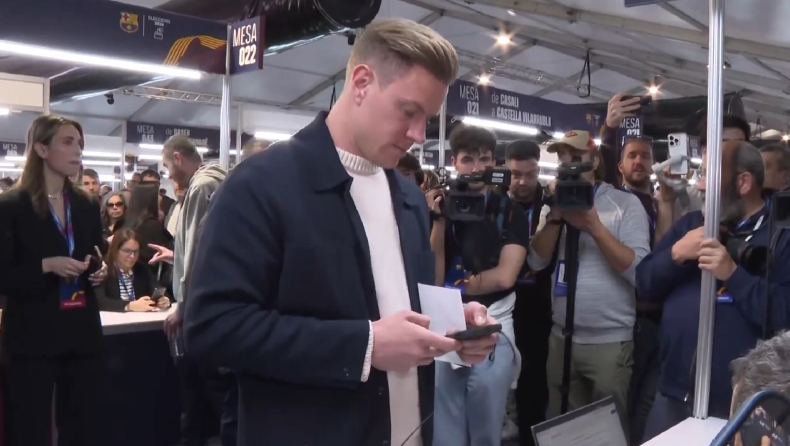 Τερ Στέγκεν: Πήγε στις εκλογές της Μπαρτσελόνα και έφαγε πόρτα