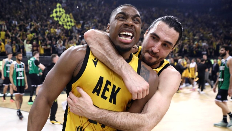 ΑΕΚ: Η αποθέωση στον Σάκοτα, η «λάβα» της SUNEL Arena και το πάρτι πρόκρισης (vid)