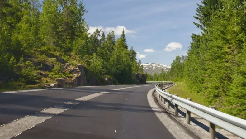 Νορβηγία: 14χρονος έκλεψε λεωφορείο και διένυσε 200 χλμ μέχρι που συνελήφθη στη Σουηδία!