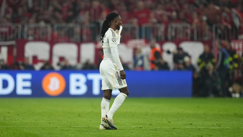 Ο κανονισμός της UEFA απαντά: Έπρεπε ή όχι να αποβληθεί ο Καμαβινγκά;