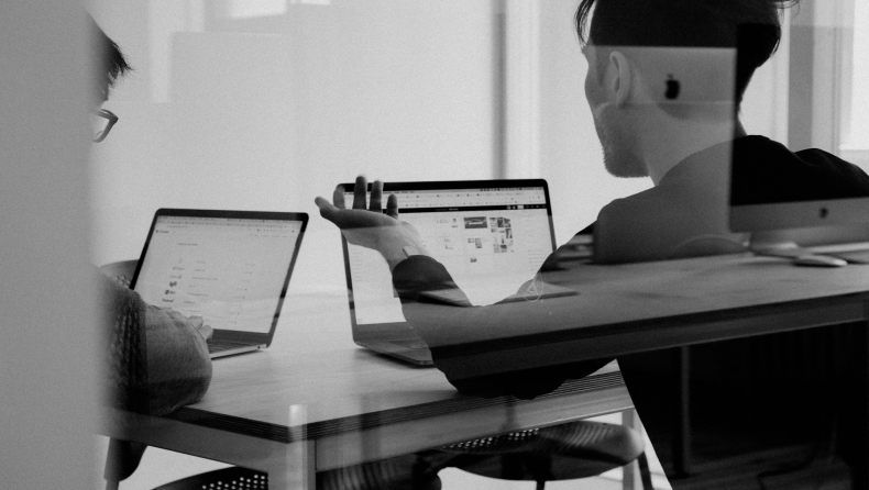 Ειδικός στο HR αποκαλύπτει τα 5 σημάδια που σημαίνουν απόλυση