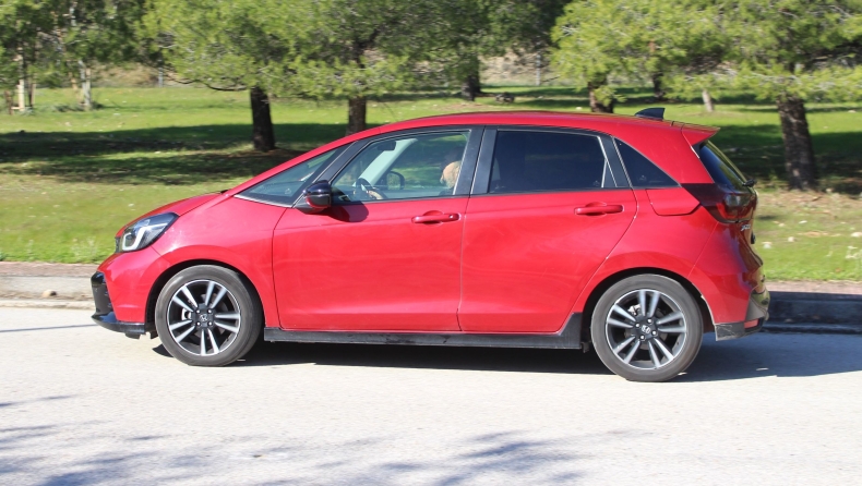 Ζώντας με το Honda Jazz: 3.200 χιλιόμετρα μετά, ξεχνάς πώς λένε τον βενζινά