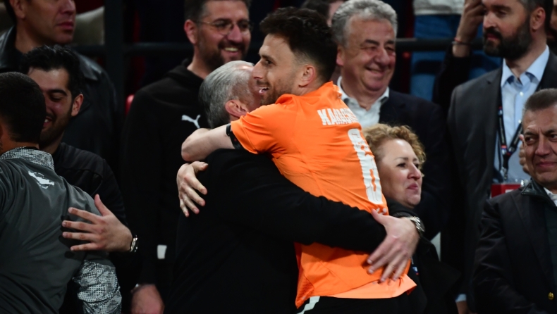 ΟΦΗ: Η συγκινητική αφιέρωση του Καραχάλιου στον πατέρα του 