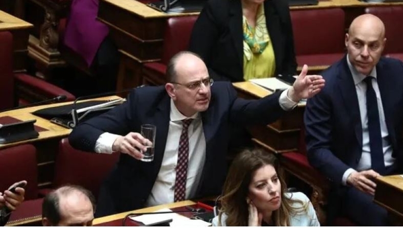 Παραιτήθηκε ο Μακάριος Λαζαρίδης