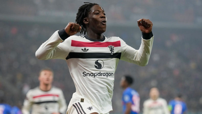 Ο Πογκμπά «προειδοποιεί» τον Μέινου να σκεφτεί το μέλλον του στη Μάντσεστερ Γιουναίτεντ