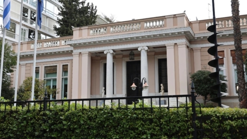 Ο... μαεστρικός χειρισμός του Μαξίμου, το σενάριο για εκλογές τον Ιούνιο και το σκληρό ροκ του ΠΑΣΟΚ