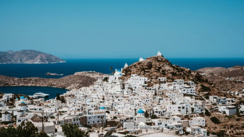 Κοινωνικός Τουρισμός 2026: Πότε ανοίγουν οι αιτήσεις, ποιοι οι δικαιούχοι και όλες οι αλλαγές
