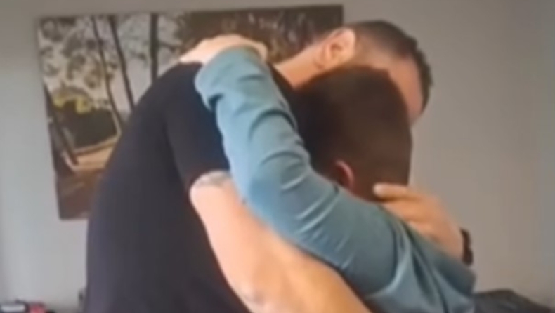 ΟΦΗ: Το φοβερό video με μικρό Ομιλίτη να ξεσπάει σε κλάματα επειδή θα πάει στον τελικό