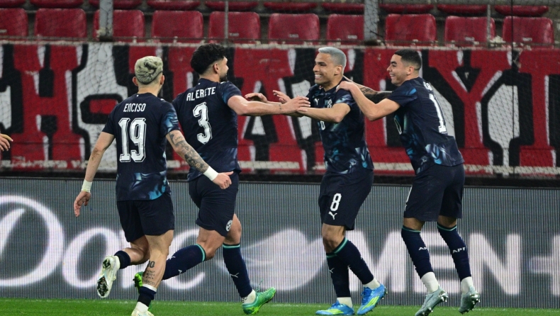 Ολυμπιακός: Οι δύο παίκτες που έχει τικάρει το Like του ο Μεντιλίμπαρ