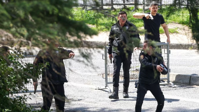 Κωνσταντινούπολη: Σκληρό βίντεο από την ανταλλαγή πυρών με τρομοκράτες κοντά στο ισραηλινό προξενείο