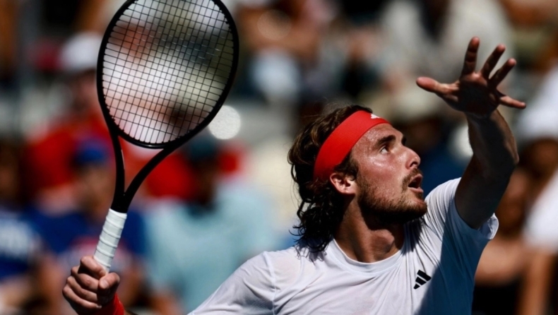 Μπόρις Μπέκερ: «Ο Τσιτσιπάς είναι σαν να τα παράτησε και να μην τον νοιάζει πια»