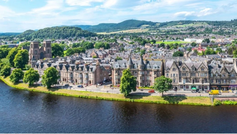 Ινβερνές: Ταξιδέψαμε στην πόλη που βρίσκεται κοντά στη θρυλική λίμνη Λοχ Νες