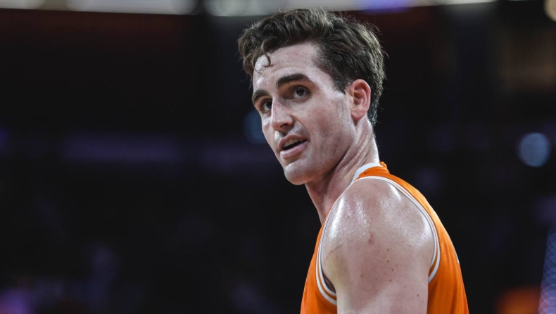 Τζιρόνα - Βαλένθια 81-84: Απόδραση με τρίποντη «βόμβα» Ρίβερς πριν τα σπουδαία στη Euroleague