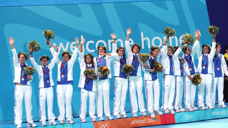 Η ΚΟΕ τιμά τις «ασημένιες» του «Αθήνα 2004» στο φιλικό με την Ουγγαρία στο ΟΑΚΑ