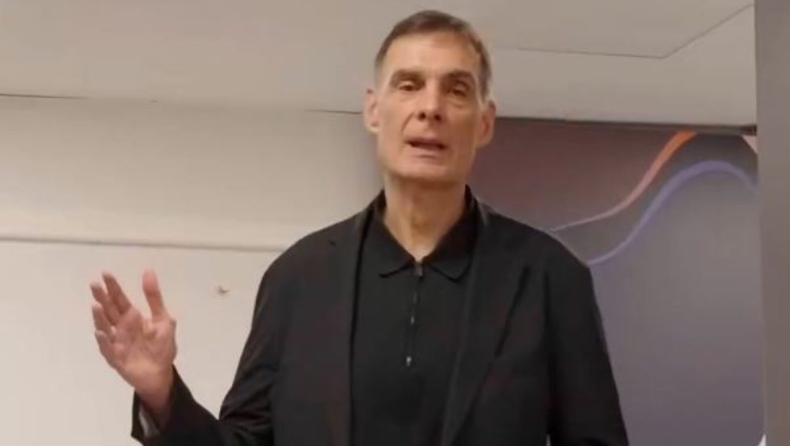 Μπαρτζώκας στα αποδυτήρια: «Να μείνετε ταπεινοί και συγκεντρωμένοι»