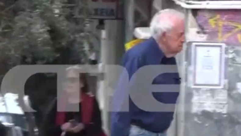 Αλέξανδρος Γιωτόπουλος: Οι πρώτες εικόνες εκτός φυλακής - Συνεχίζονται οι αντιδράσεις (vid)