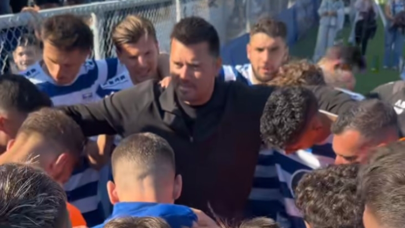 Χριστοφιλέας στους παίκτες της Ελλάς Σύρου: «Είστε μάγκες, σας αξίζουν τα πάντα!»