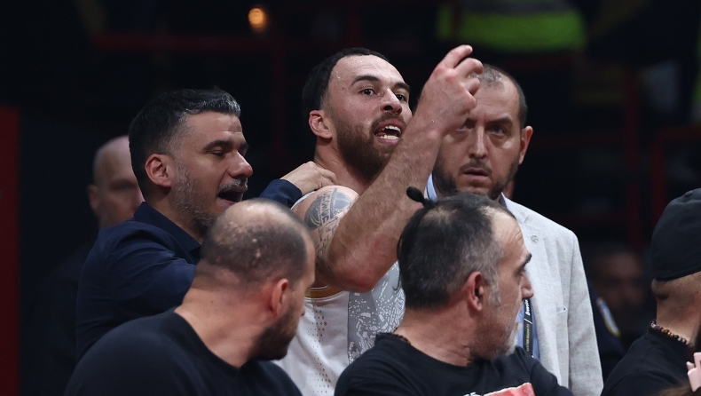Μάικ Τζέιμς: Τι έγραψαν οι διαιτητές στο ΦΑ του Game 2 για τον γκαρντ της Μονακό