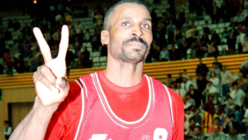 Final Four: Ο Έντι Τζόνσον έστειλε συγχαρητήρια σε Ολυμπιακό και Φουρνιέ
