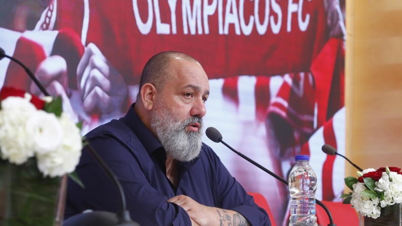 «Πυρά» από Καραπαπά: «Η ΕΟΕ μας έδωσε έναν χώρο με ποντίκια, δεν μπορεί ένα κρατικό ακίνητο να δίνεται σε μία ΠΑΕ για αποκλειστική χρήση»