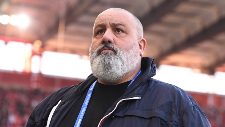 Ολυμπιακός: Έξαλλος ο Καραπαπάς με τους ορισμούς των διαιτητών της τελευταίας αγωνιστικής των Play Offs