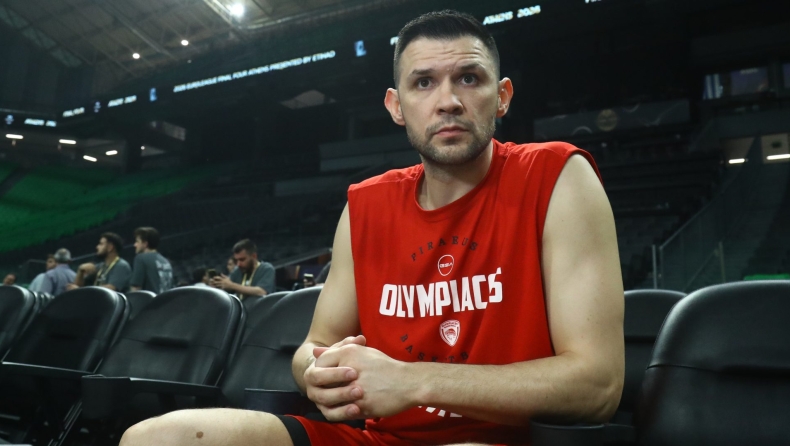 Παπανικολάου στο Gazzetta: «Να πάμε μαζί με τον κόσμο και να δημιουργήσουμε μια όμορφη ιστορία!»