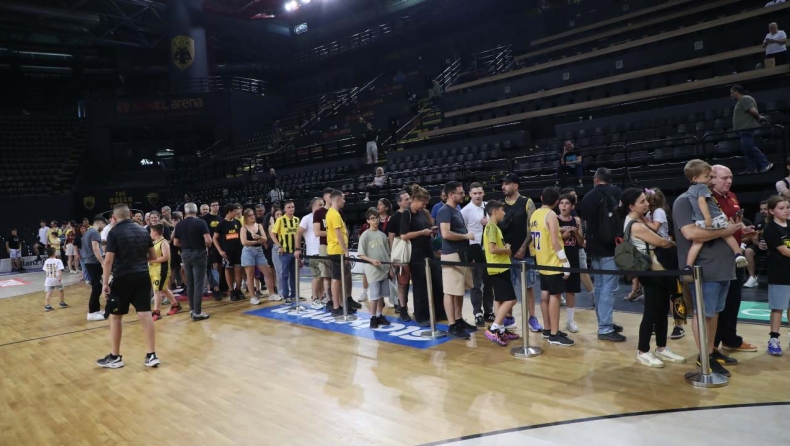AEK: Ουρές από τους φίλους της Ένωσης για τον Σάκοτα στη SUNEL Arena