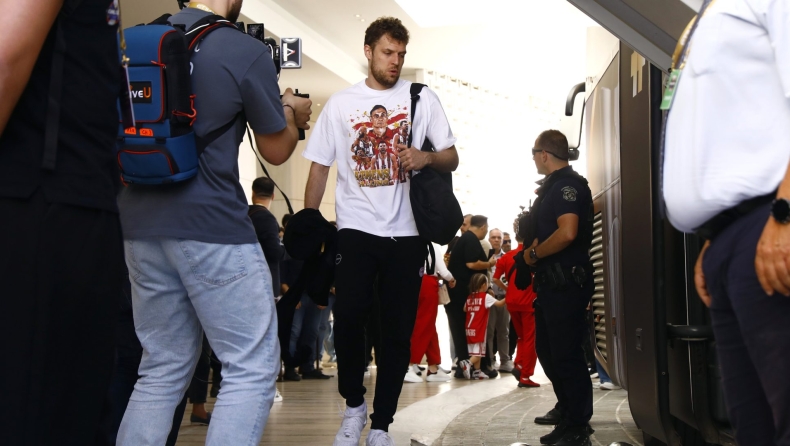 Ολυμπιακός - Ρεάλ: Το ιδιαίτερο t-shirt του Βεζένκοβ